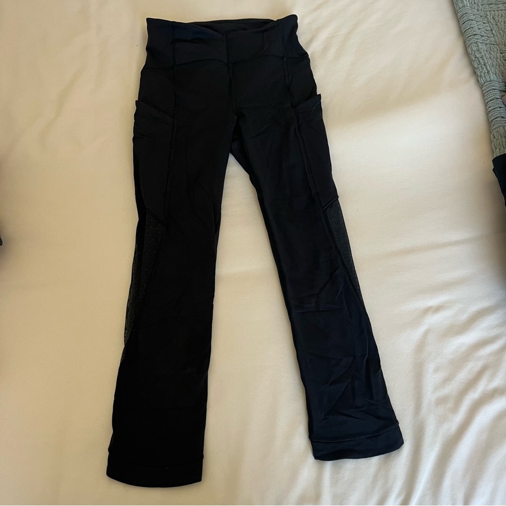 Lululemon cropped leggings with mesh panels
